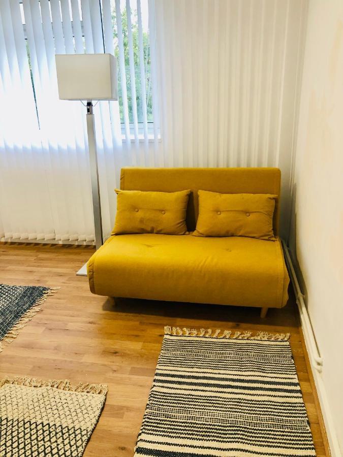 City Location- 2 Bedroom Apartment Лондон Екстер'єр фото