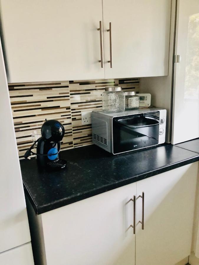 City Location- 2 Bedroom Apartment Лондон Екстер'єр фото
